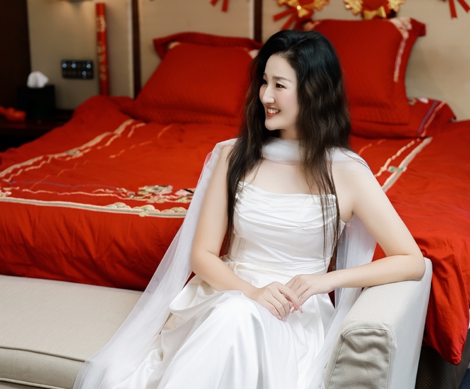 年进入国少, src